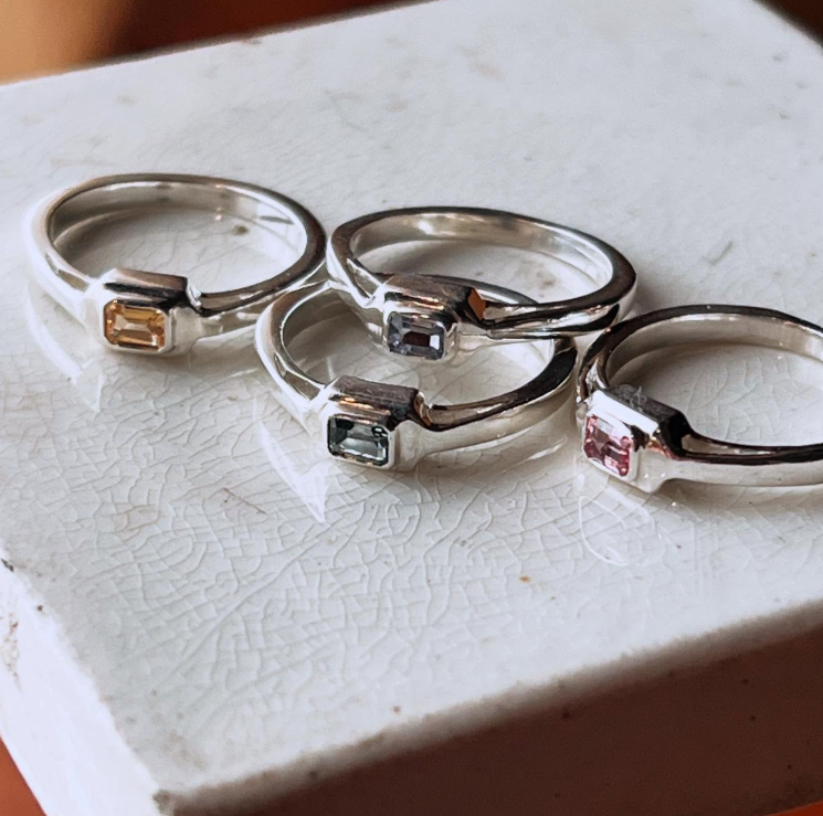 RING - Sapphire Yellow Size 6 - Frank Goss