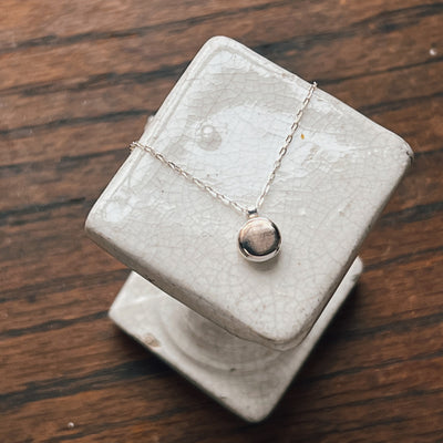 Comoda Necklace - Brushed Bronze