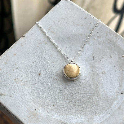 Comoda Necklace - Brushed Brass