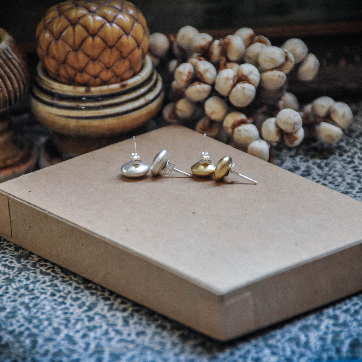 Bottone Stud Earrings - Matte Brass